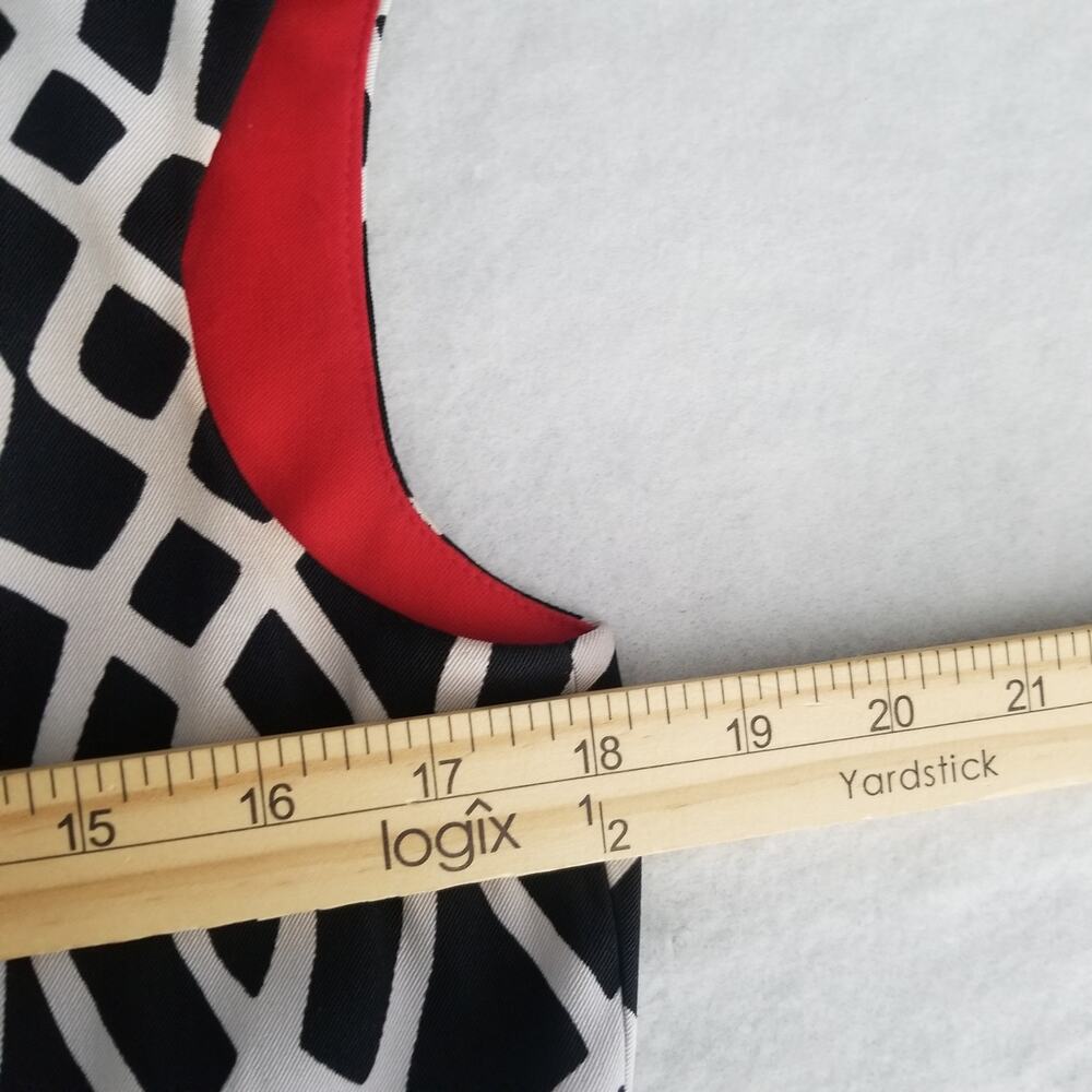 ❤️2/$12 Connected Apparel Women's Dress Black White Geometric Print Size 12 - Picture 7 of 9